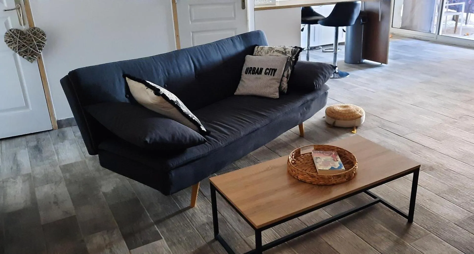 Au Pied De La Sainte Victoire Apartment Puyloubier France